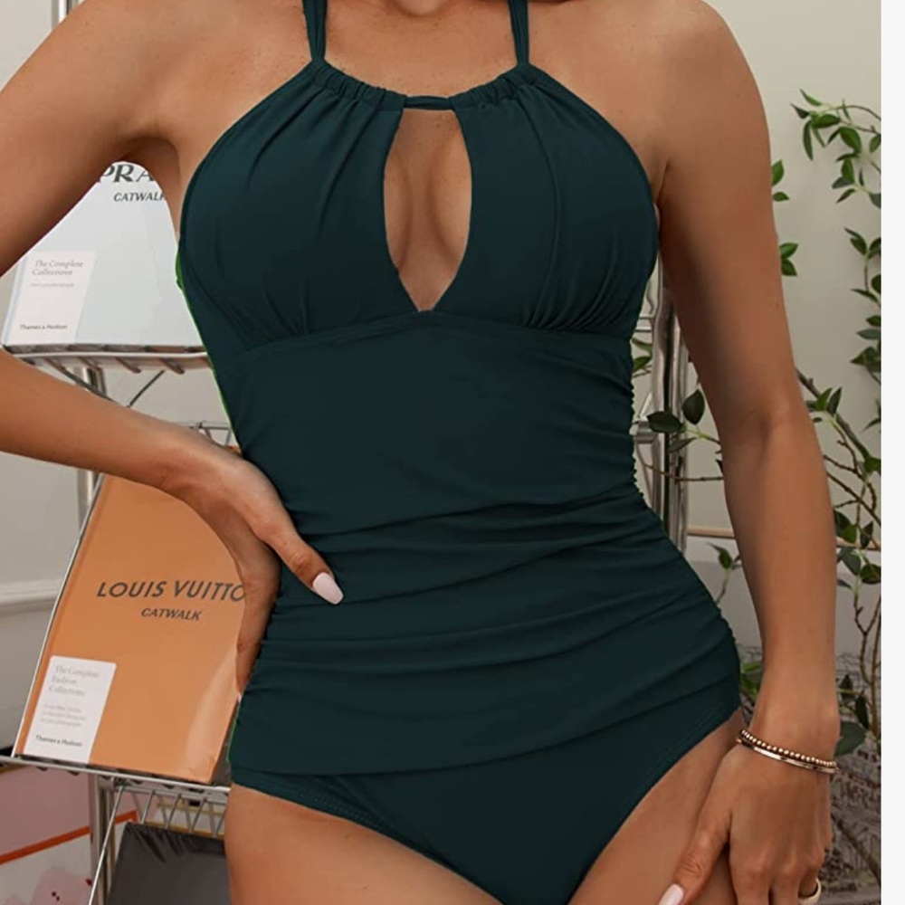 NWT Aqua Eve slimming one piece